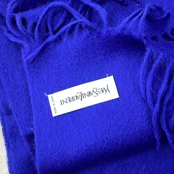 Authentic New YSL Yves Saint Laurent wool royal blue scarf - Picture 4 of 4
